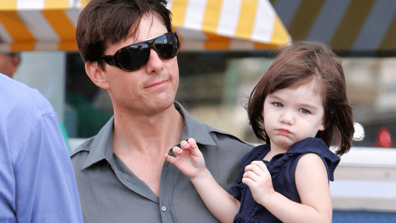 Suri Cruise, la próxima en la lista de hijos que rechazan los apellidos de sus famosos padres